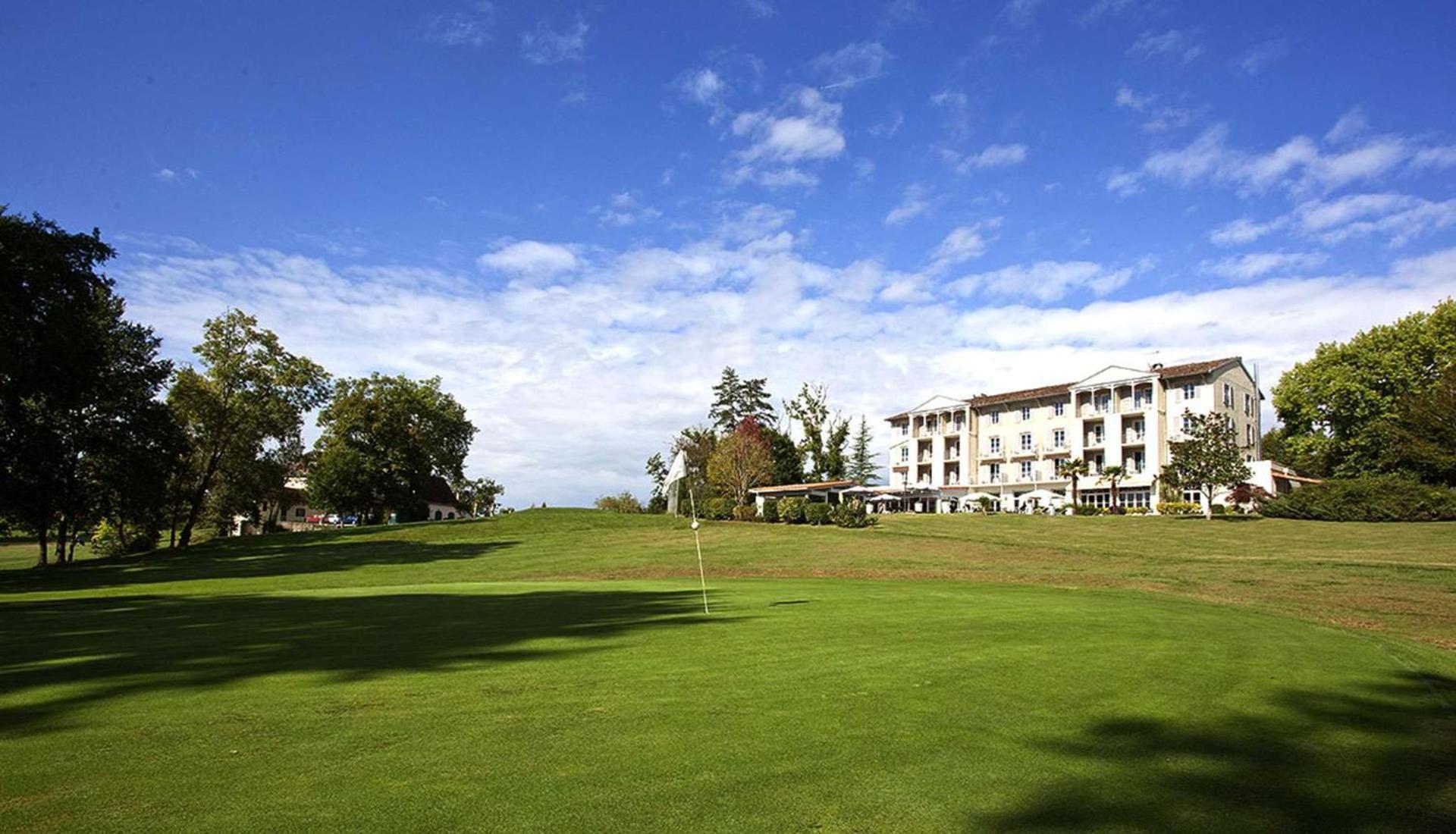 Brit Hotel Du Golf Le Lodge Salies-de-Béarn المظهر الخارجي الصورة