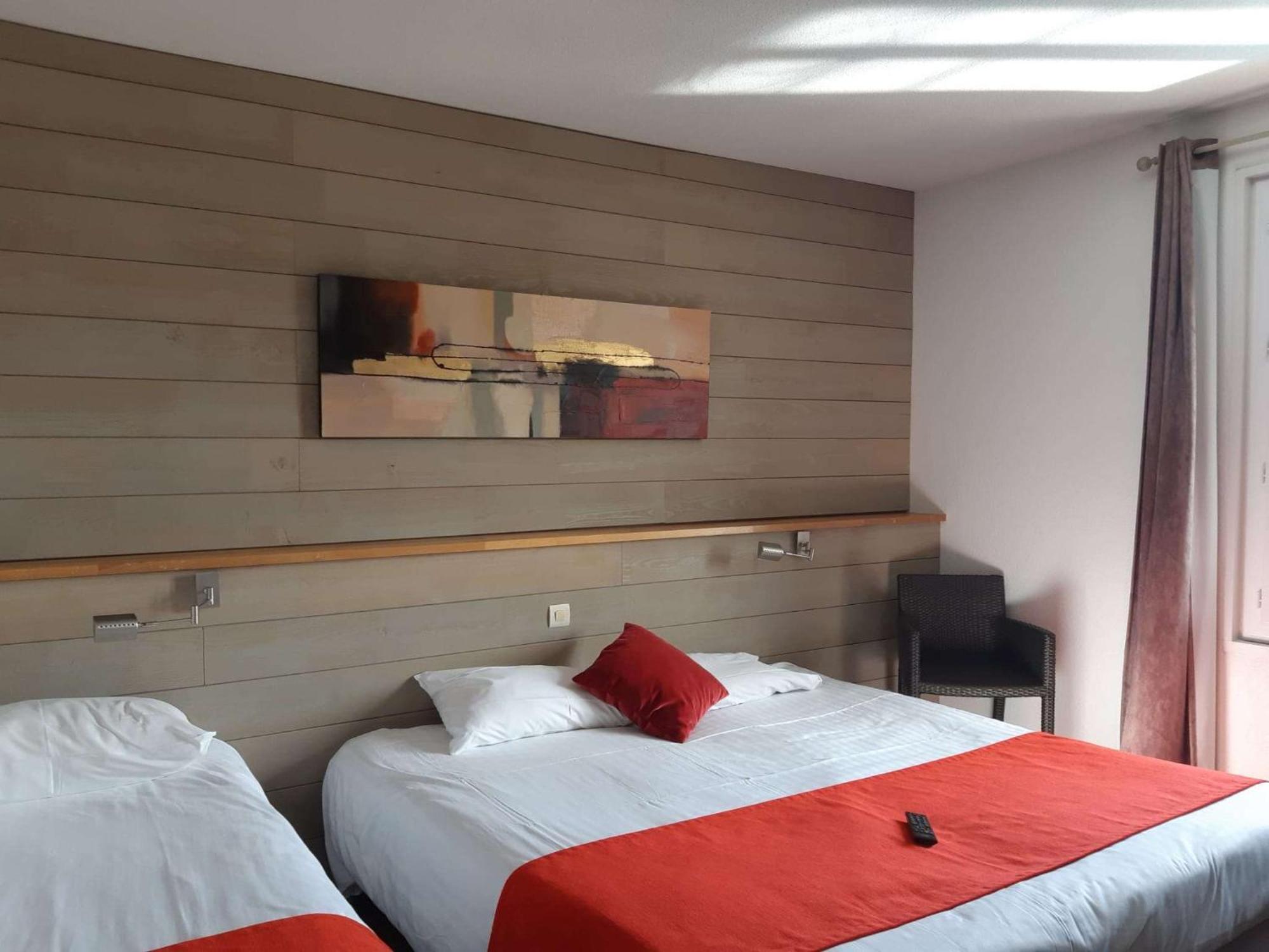 Brit Hotel Du Golf Le Lodge Salies-de-Béarn المظهر الخارجي الصورة